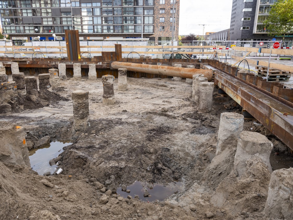 voortgang bouw: droogmaken bouwterrein